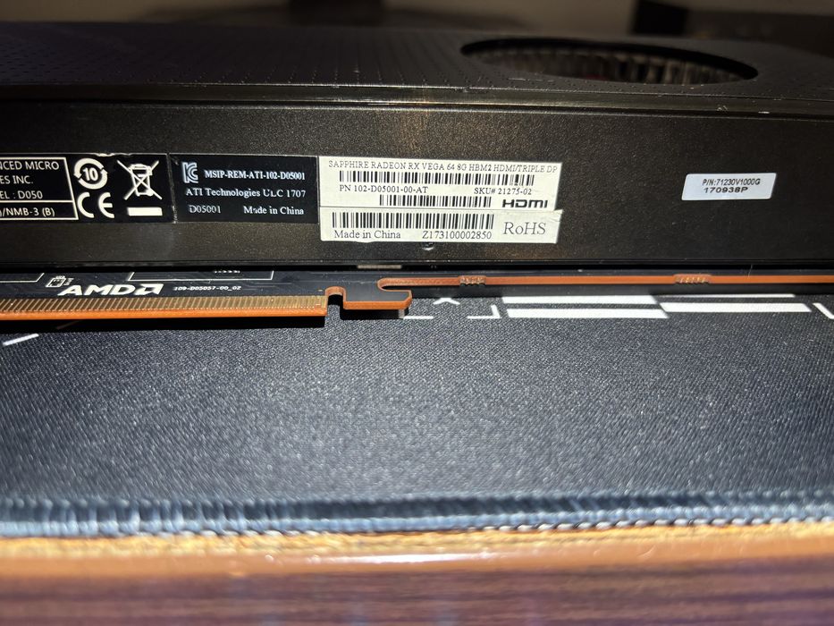 Placa video AMD Radeon RX VEGA 64 8GB HBM2