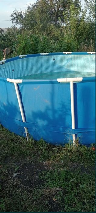 Piscină curte 6 x 1.6 metri
