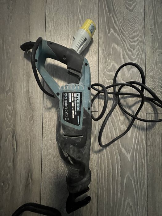 Fierastrău sabie Erbauer, 110W