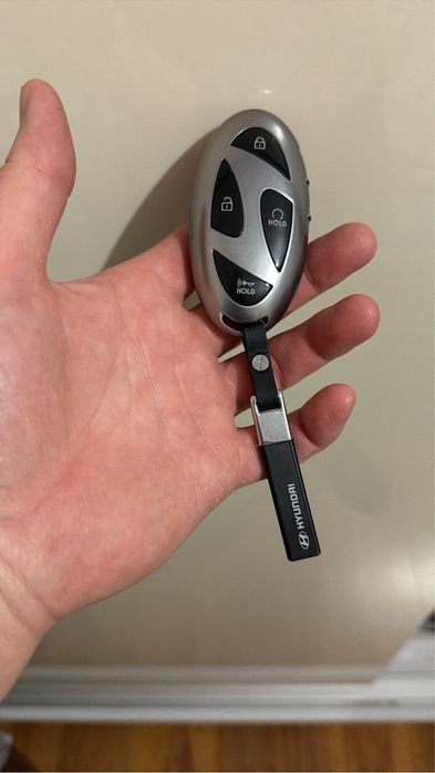 Заводской ключ от Hyundai (хендай) новый оригинал