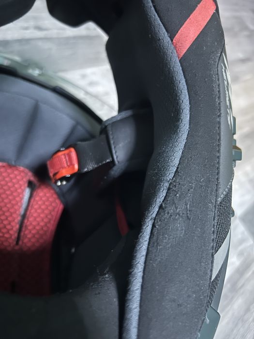 Casca moto-MT Thunder 4