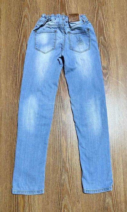 Джинсы фирменные на девочку/подростка
