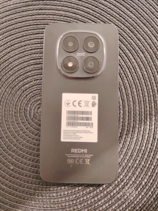 Vând telefon Xiaomi Red Me Note 15 PRO, 5 G