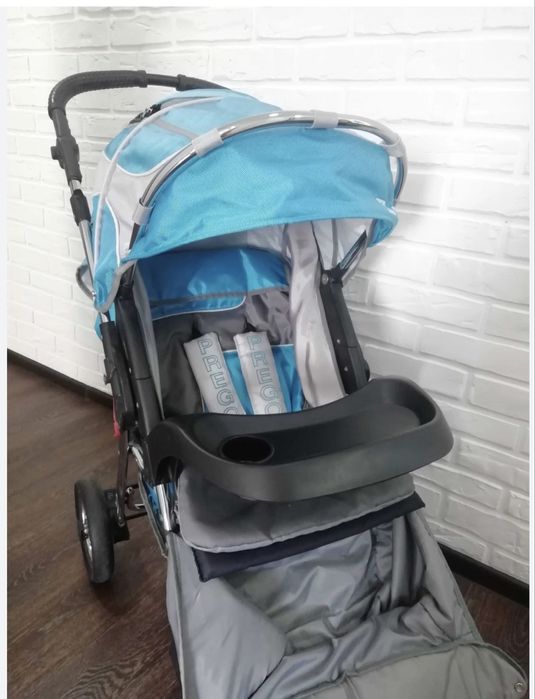 Коляска в хорошем состоянии