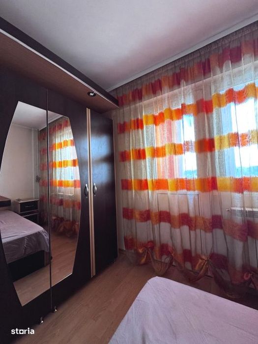 De inchiriat 2 camere 50 mp Bld Brancoveanu + loc parcare, 390 euro