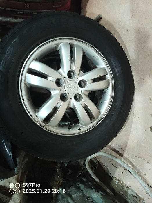 Гуми с джанти за Хюндай