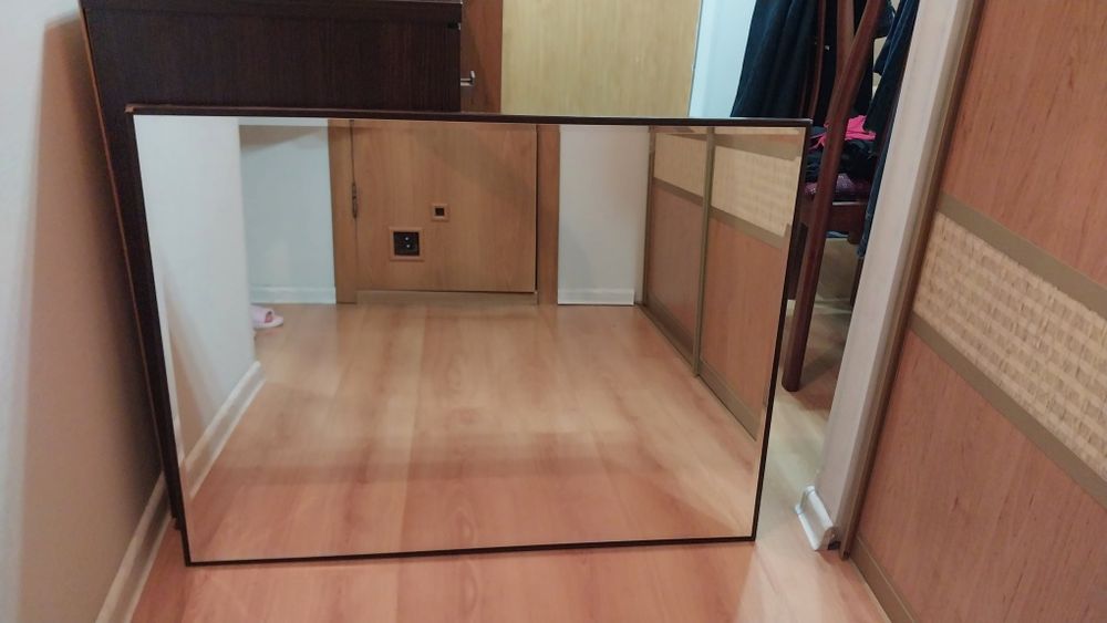 Зеркало настенное