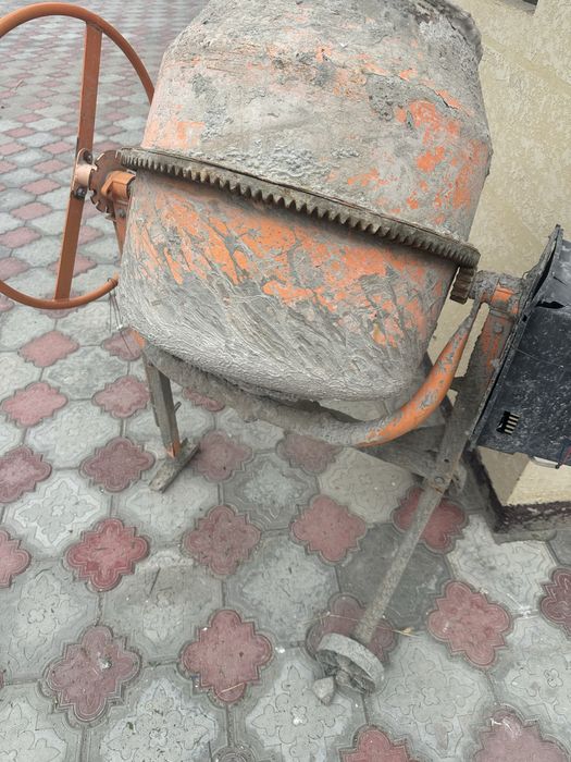 Продам бетонамешалка