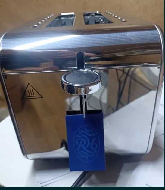 Тостер Russell Hobbs серебристый