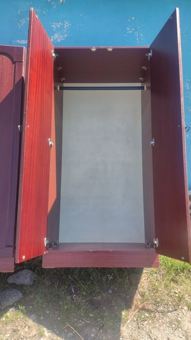 Продам диван и 2 кресла