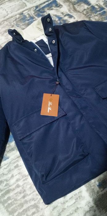 Плащ Loro Piana из лёгкого материала, подходит для весны