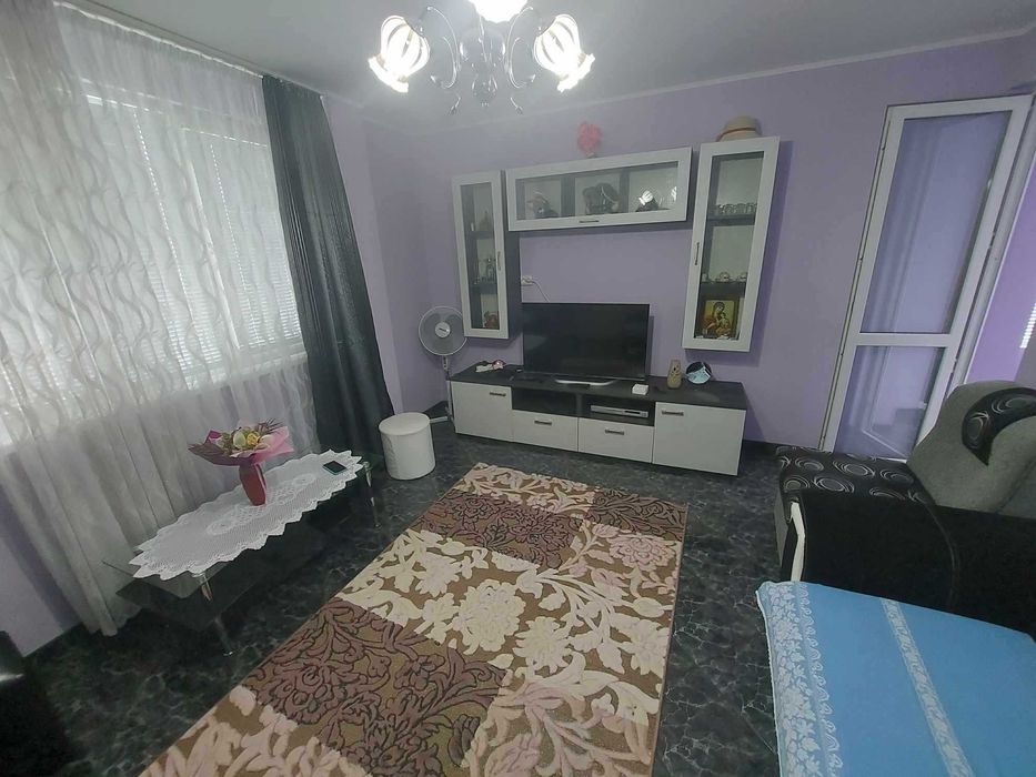 Дава се под наем Тристаен апартамент в Търговище, Център - 65 кв.м за 280.5 € - Снимка #10