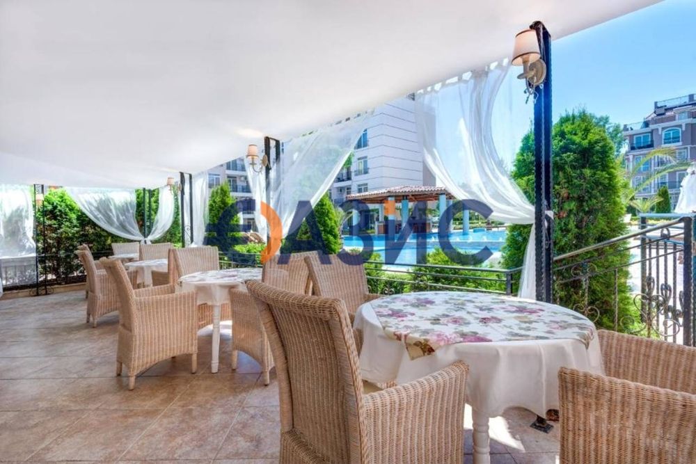 Продава се Двустаен апартамент в к.к. Слънчев бряг - 47 кв.м за 1488 €/кв.м - Снимка #13