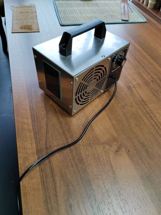 Дезинфектор озоновый.