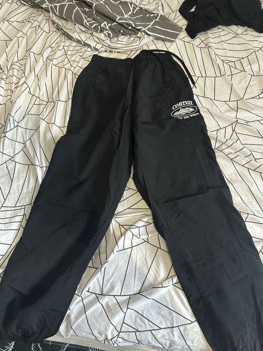 Liverpool FC Tech Fleece размер М,Corteiz shukushuku долнище размер ХЛ