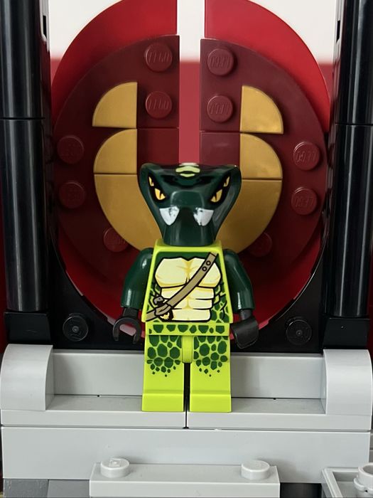 Lot 3 figurine lego ninjago