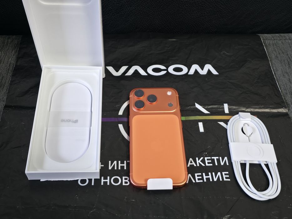 НЕАКТИВИРАН 256GB iPhone 17 Pro Гаранция Vivacom 2028г. ORANGE | Оранж