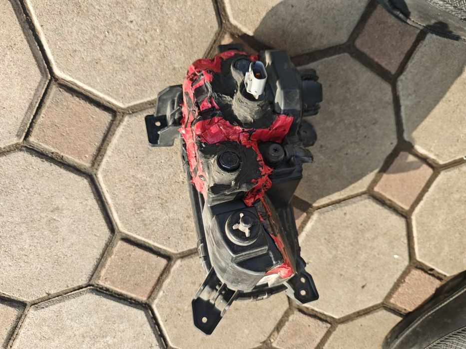 Правый противотуманник от kia sportage