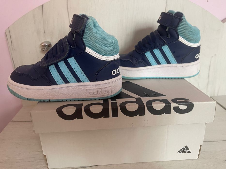 Детски маратонки Adidas 25