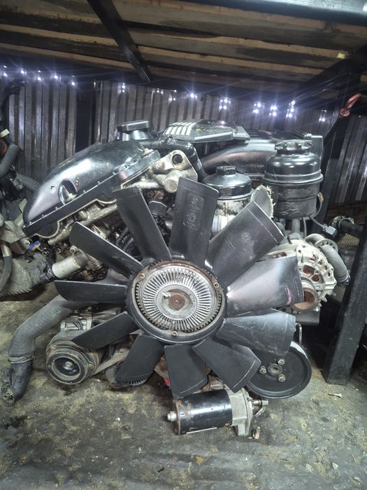 Приваной двигатель на БМВ Х5 М54В30