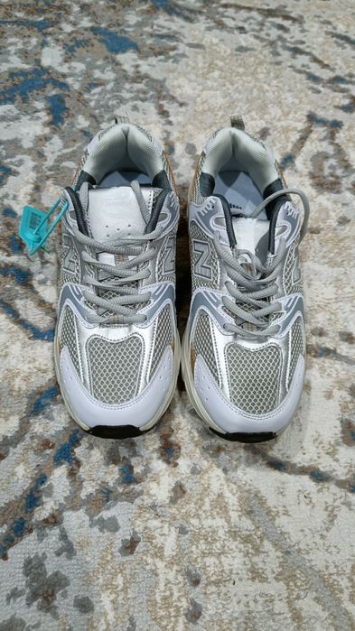 Продам кроссовки new balance
