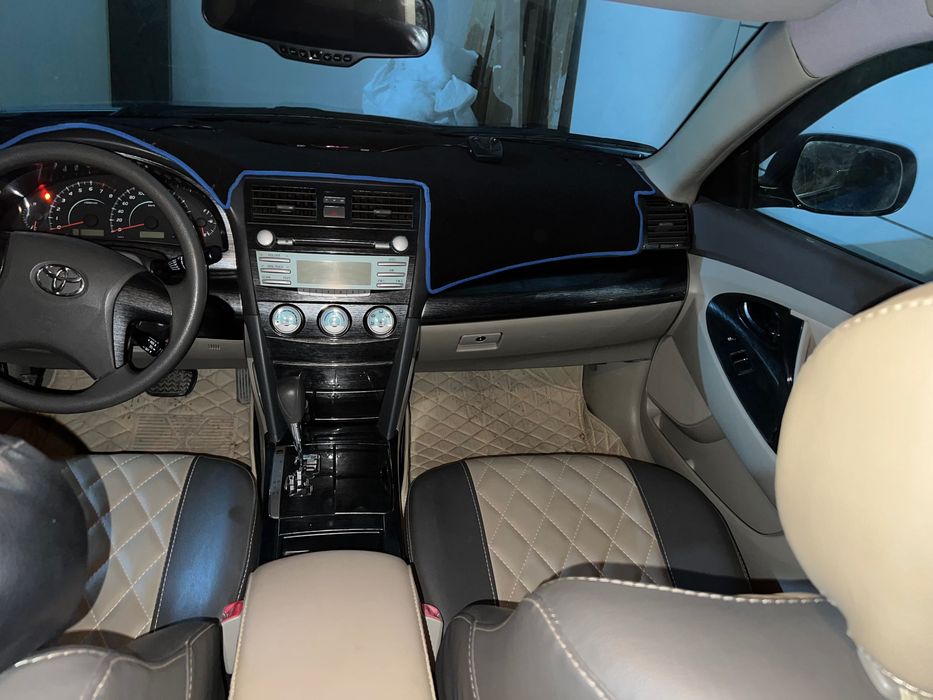 Продам свою Toyota Camry 40