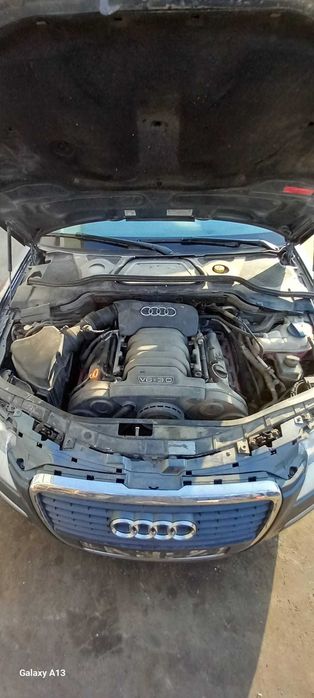 Audi A8 AN 2005  Dezmembrez/Dezmembram