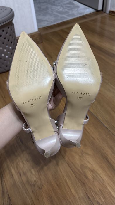 Туфли с жемчугом