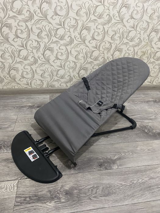 Шезлонг для новорожденных