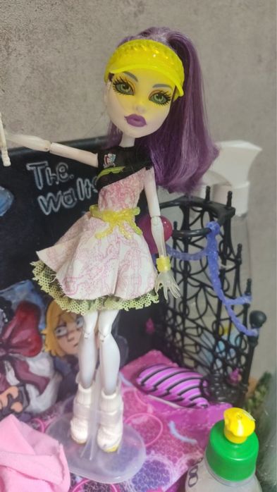 куклы монстер хай Спектра, Гулия, Клео