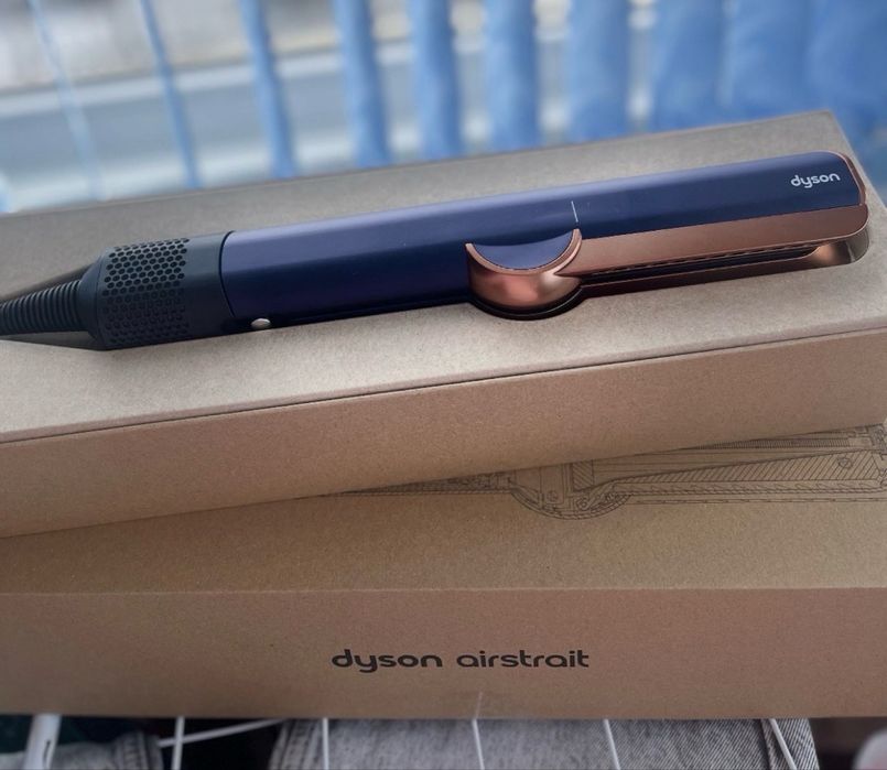 (НОВО) Dyson Airstrait HT01 Преса за коса