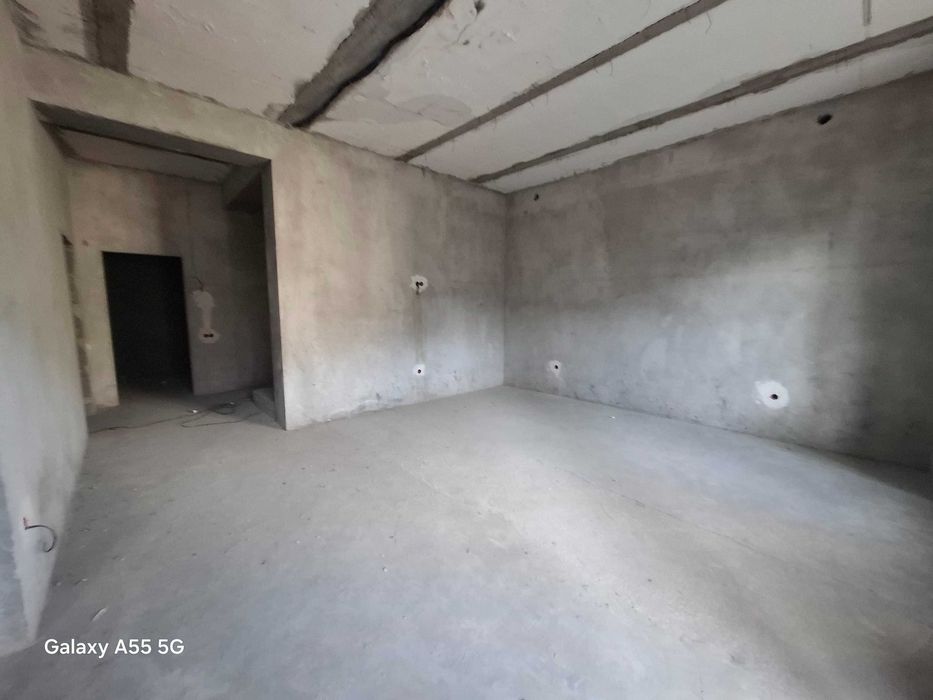 Продаётся двухуровневая еврокоробка в Яшнабадском районе