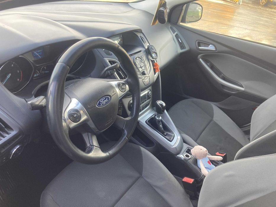 Ford Focus MK3 -1.6 TDCi 95 CP – 2011 – 277.000 km – 4.100€ negociabil