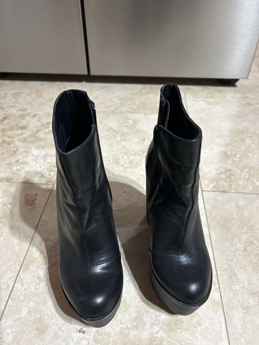 Cizme si ghete din piele naturala, marimea 37