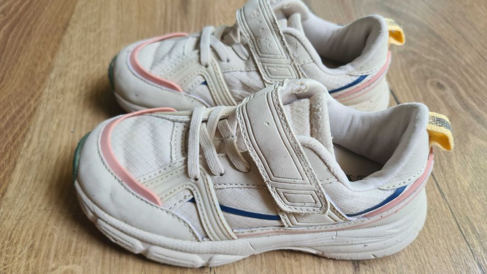 Обувки Zara и Next