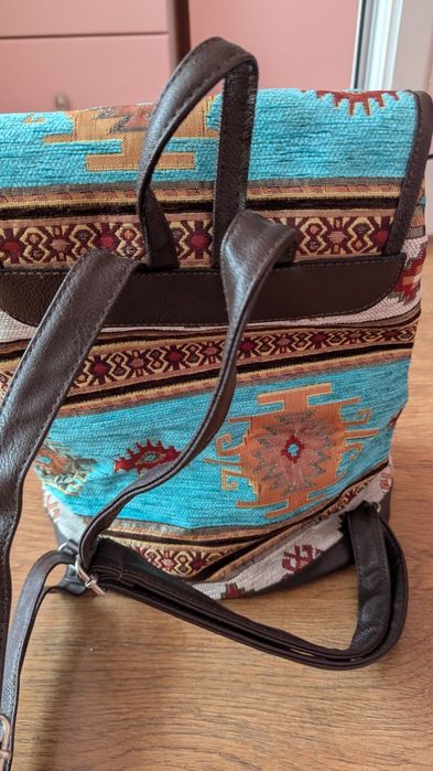 Дамска раница нова