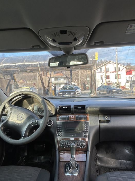 mercedes c class 220