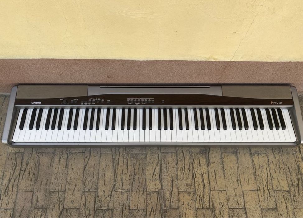 Casio Privia PX-100