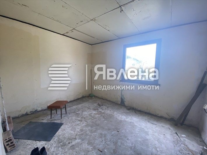 Продава се Къща в Варна, м-т Зеленика - 520 кв.м за 133 €/кв.м - Снимка #2