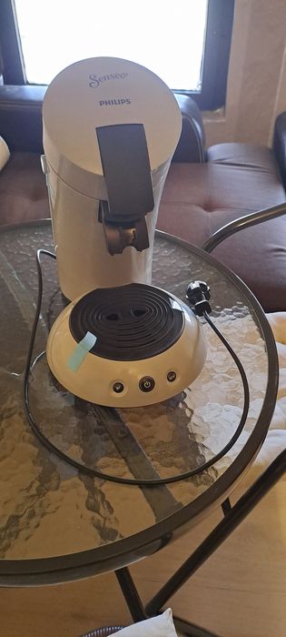 Продавам кафе машина Philips