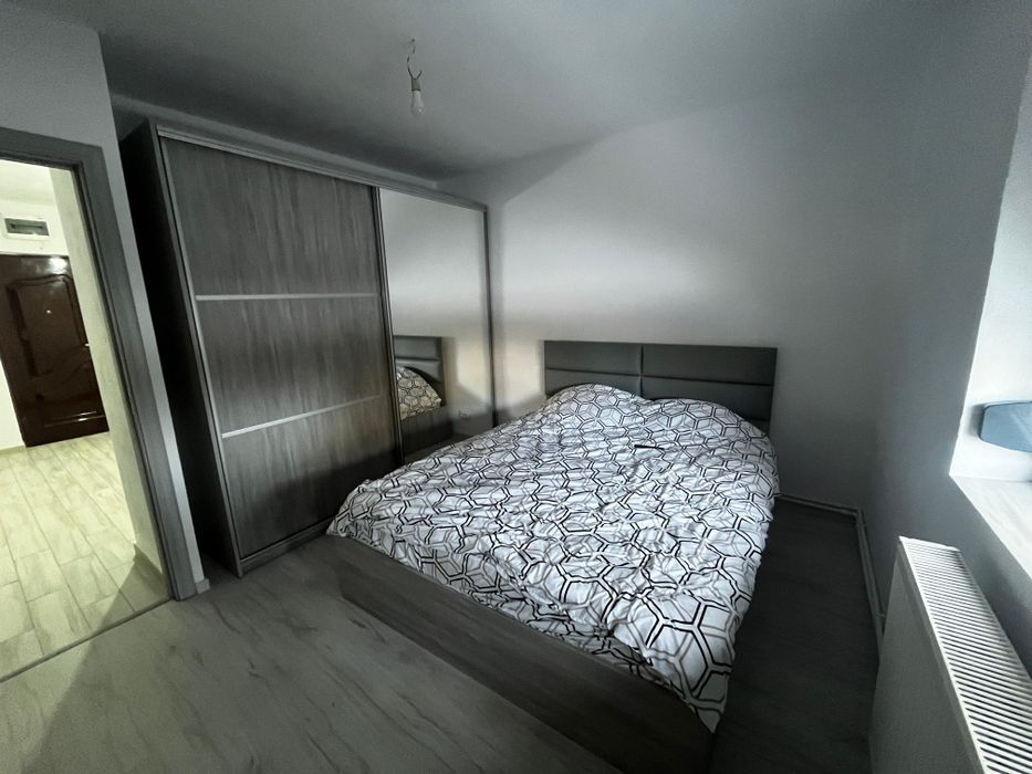 Apartament 3 camere Scornicești