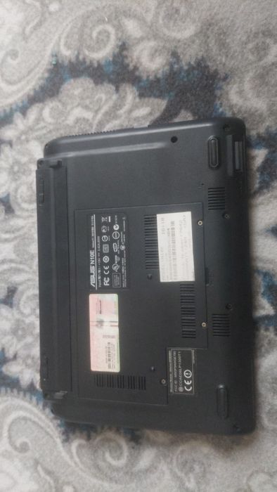 Noutbuk asus sotiladi