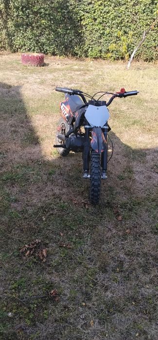 Vând cross 49cc  stare perfecta de funcționare