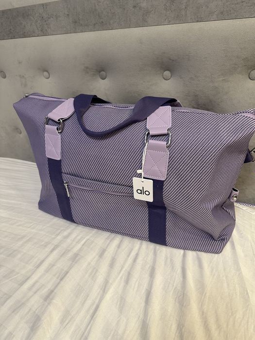 Сак ALO  YOGA - Ало Йога - чисто нов!