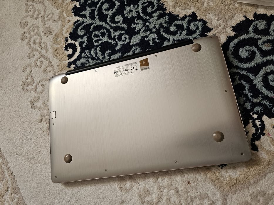 Ультрабук-планшет Intel core i7, сенсорный