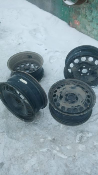 Диски 16  срочна сатам