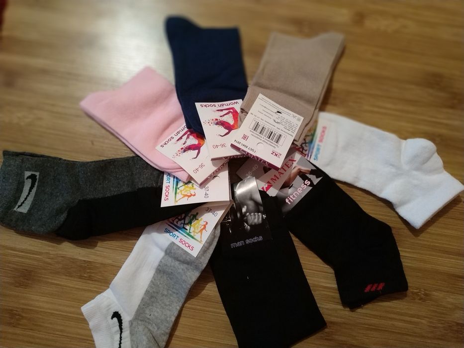 Носки по 200 тенге