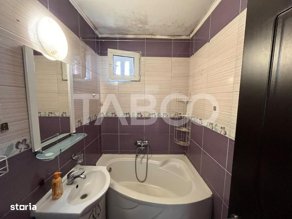 Apartament 3 camere zona Trei Stejari Strada Balea balcon 3 mp