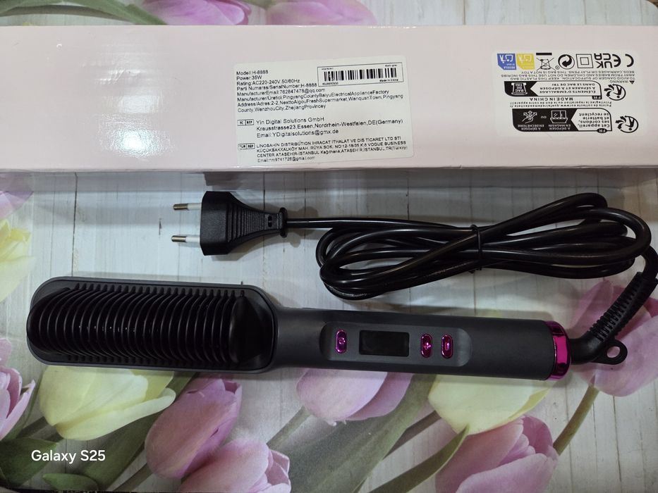 Четка /гребен за изправяне на коса. Подарък четка за коса.