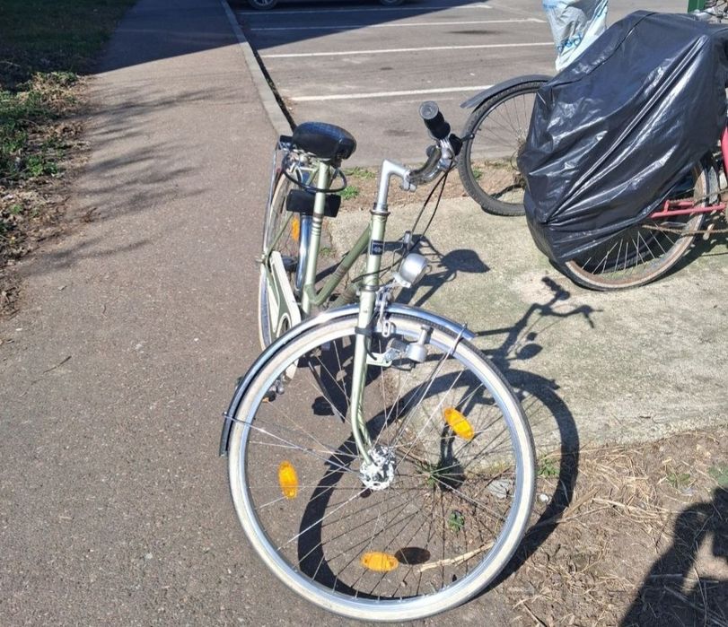 Vând bicicleta bărbați HERCULES 
Stare buna

Pret 500 ron